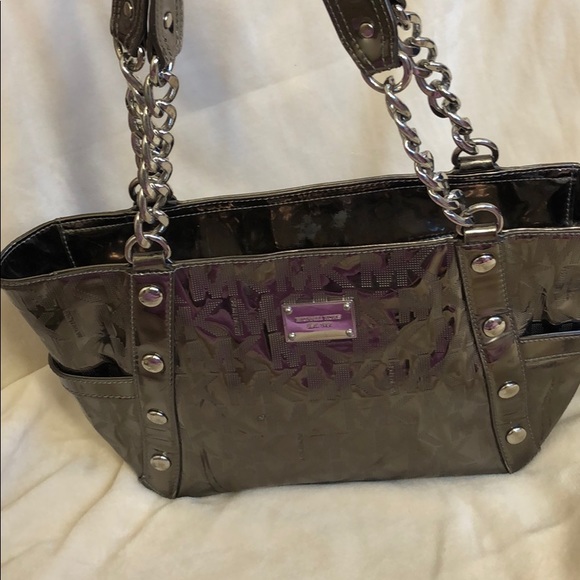 Michael Kors Mirror Metallic Handbag and wallet - Picture 4 of 6